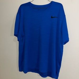 Nike dri fit tee shirt size XXL